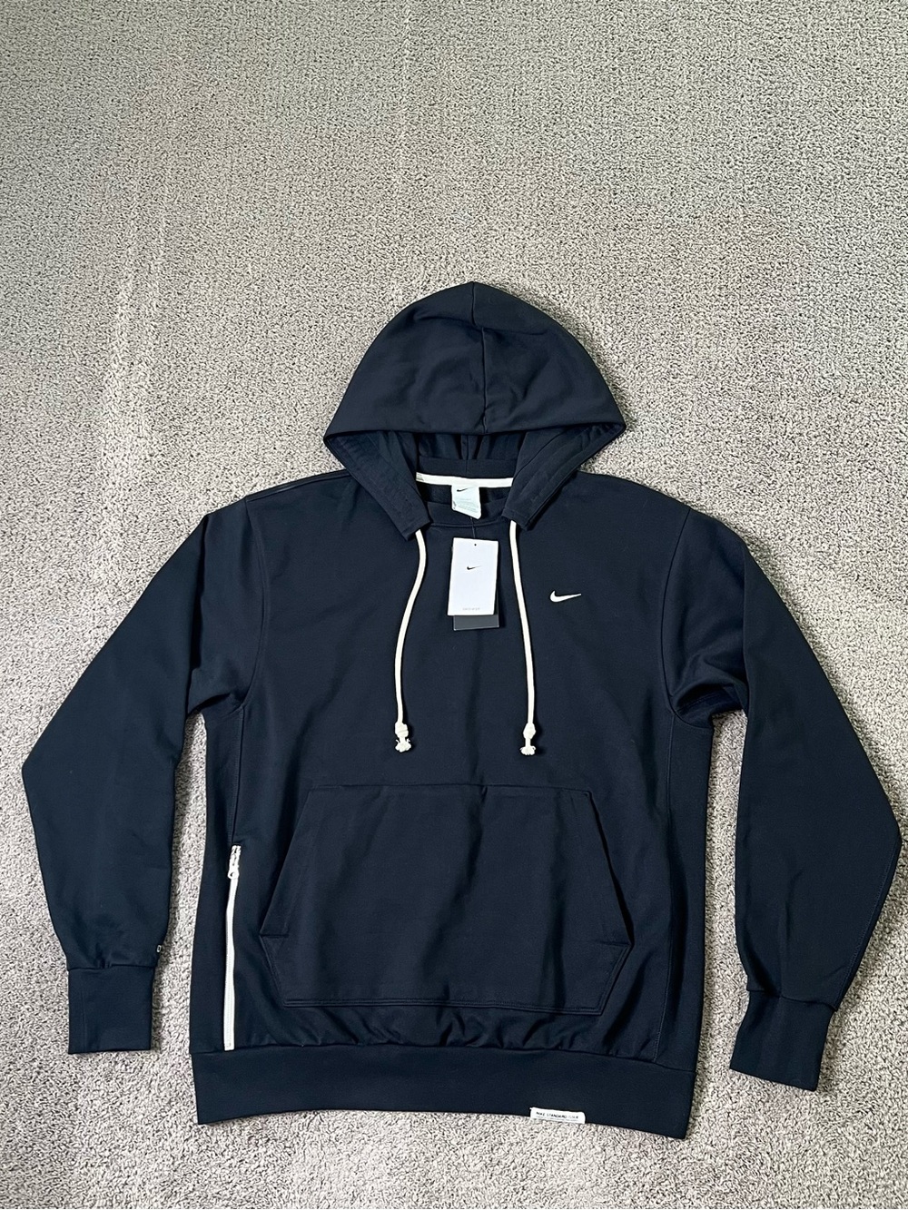 Nike Standard Issue Dri-FIT Pullover Basketball Hoodie Men’s Size Large-Tall